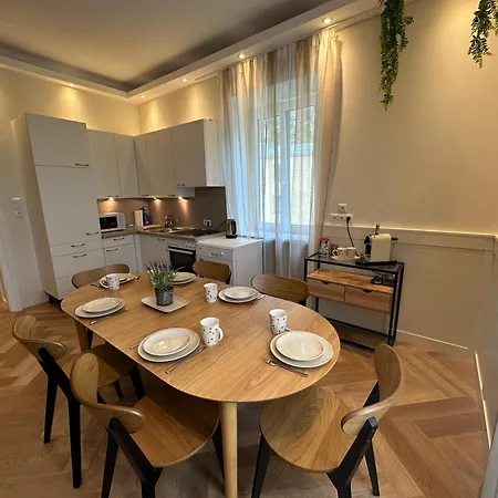 Book-a-room 33 Appartement *