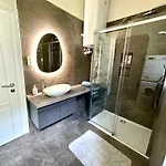 Book-a-room 33 Appartement *
