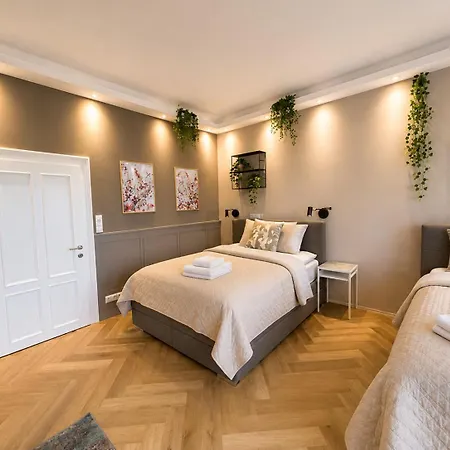 Lejlighed Book-a-room 33