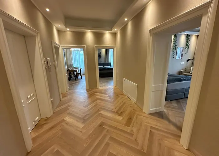 Daire Book-a-room 33