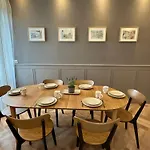 Apartman Book-a-room 33